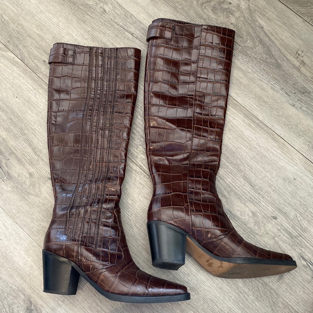 GANNI
Croc-effect leather boots - Picture 3 of 6
